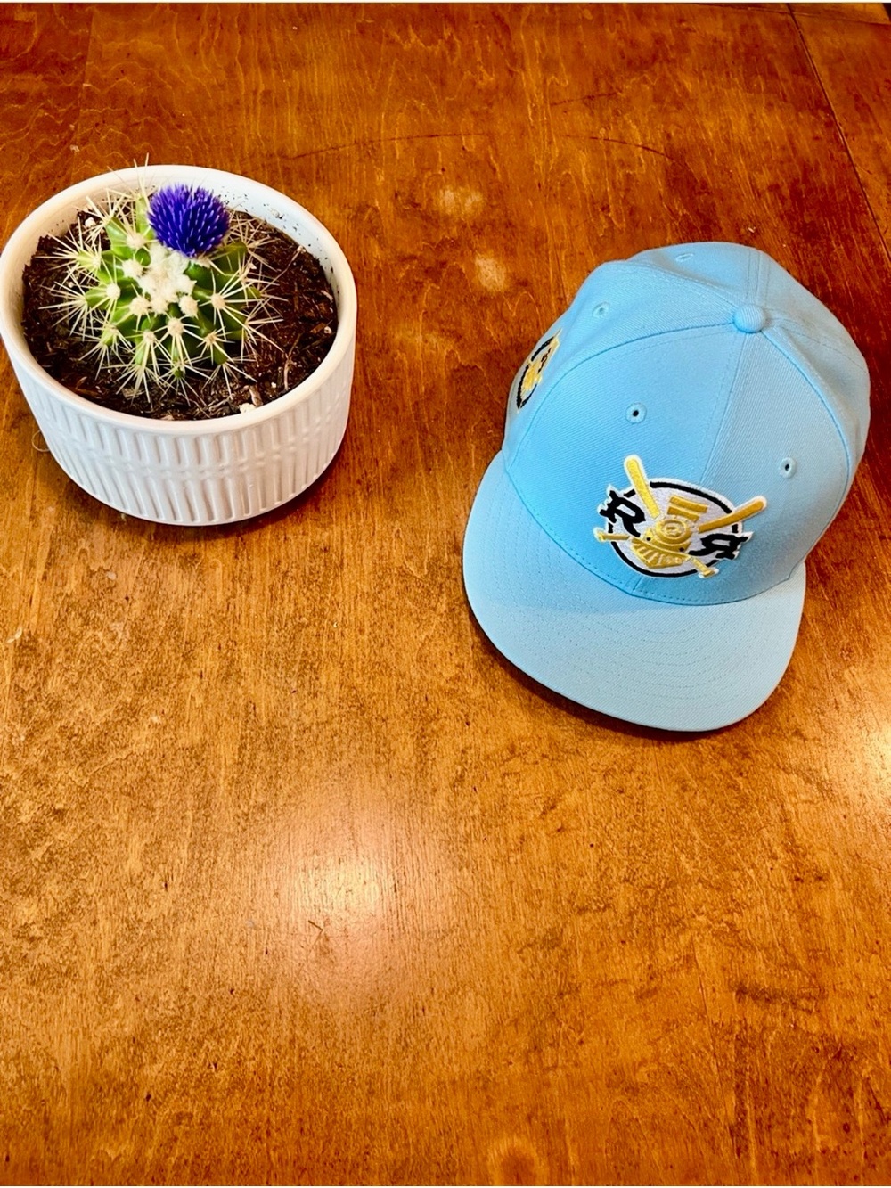 Round Rock Express New Era 59FIFTY Fitted Hat 7 5/8 Powder Blue MiLB Cap - Picture 3 of 6